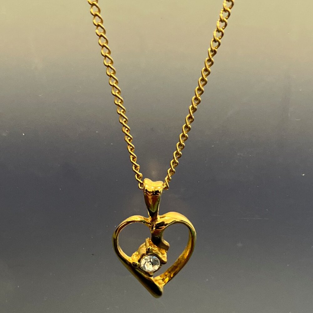 Vintage costume jewelry small open heart pendant necklace
